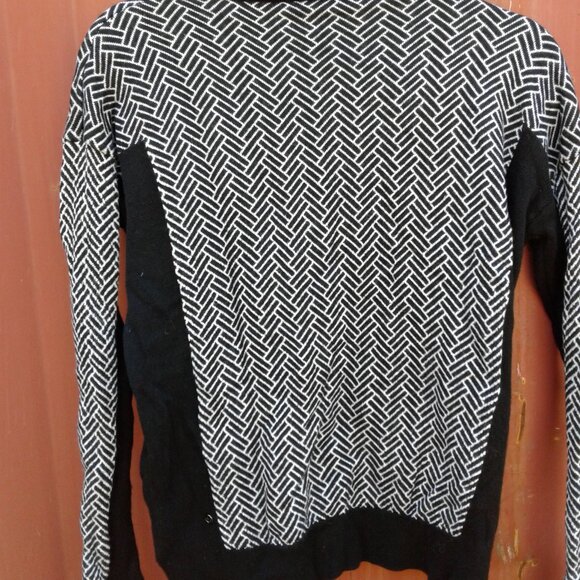 Lululemon Athletica Merino Wool Sweater Sz 1 - Picture 2 of 9